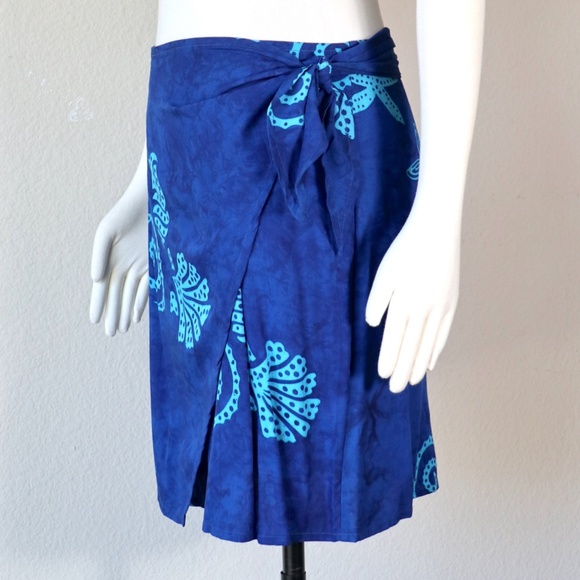Bali Batiks Skirts Vintage Rayon Wrap Skirt In Tropical Seashell